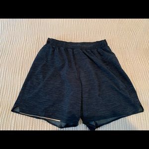 Men’s Lululemon 6” Surge Short with Liner Small